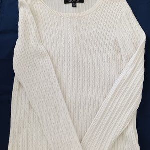 Kasper cream colored long sleeve cable knit sweater